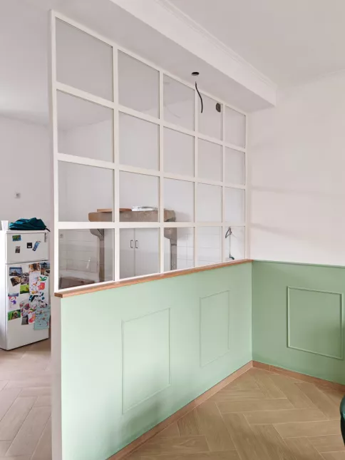 Verrière en acier Avec traverse atypique vitrage 33/2 feuilletés Laquage ral blanc 9016 FT 53700 AVERTON