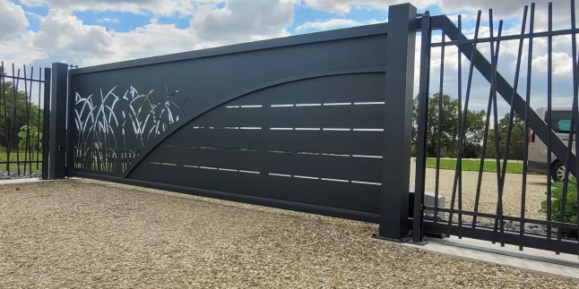 Portail coulissant auto porté ral 7016 FT