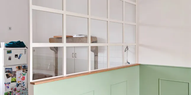 Verrière en acier Avec traverse atypique vitrage 33/2 feuilletés Laquage ral blanc 9016 FT 53700 AVERTON