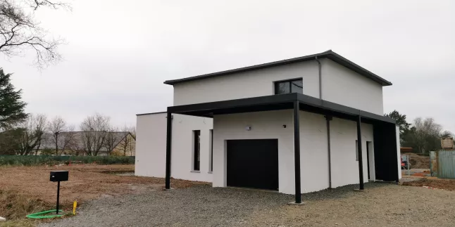 Bandeau marquise pour pourtour de garage en aluminium  SAINT BERTHEVIN 53940