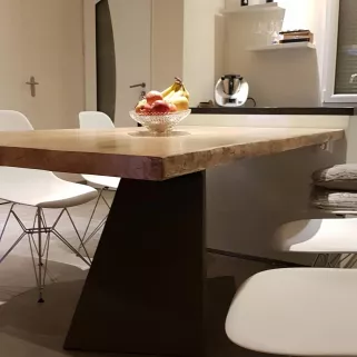 Pied de table pour îlot de cuisine, ral noir 9005. 53600 EVRON